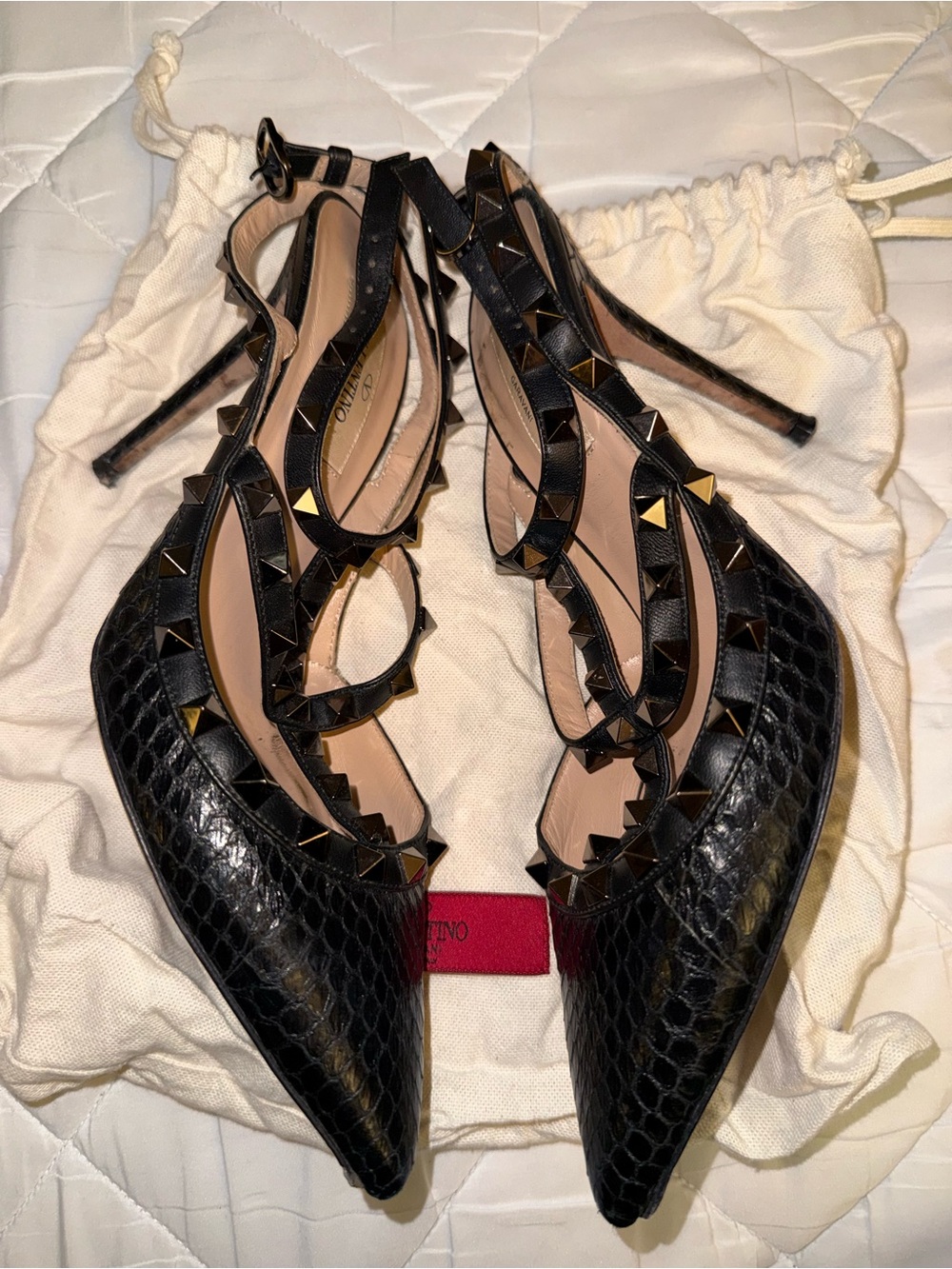VALENTINO GARAVANI
Rockstud Snake-Embossed Leather Caged Pumps
